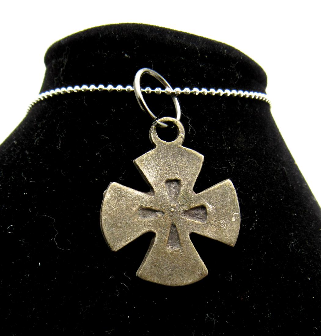 Post-Medieval Maltese Cross Pendant with Makers Mark (1 of 2)