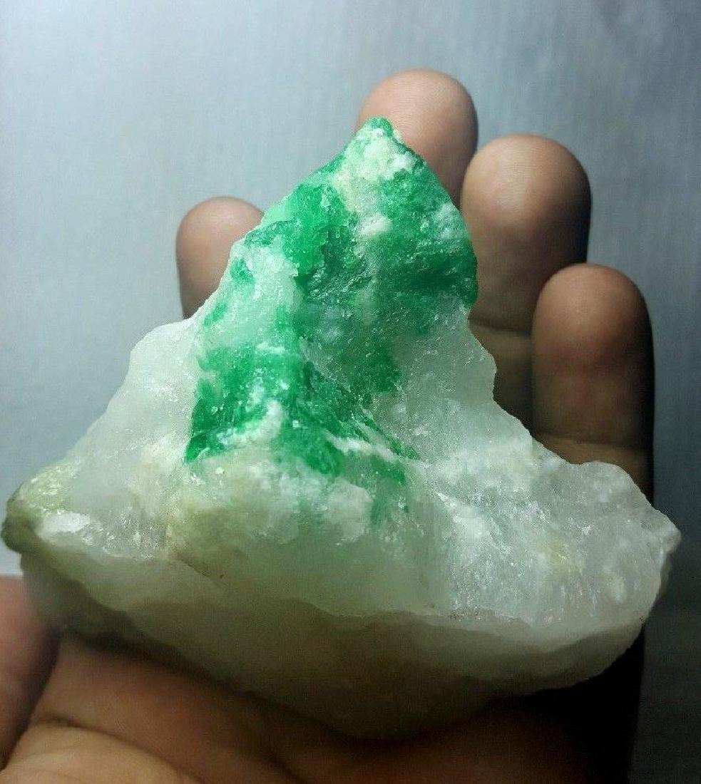 955 CARATS HUGE AMAZING NATURAL EMERALD SPECIMEN (1 of 4)
