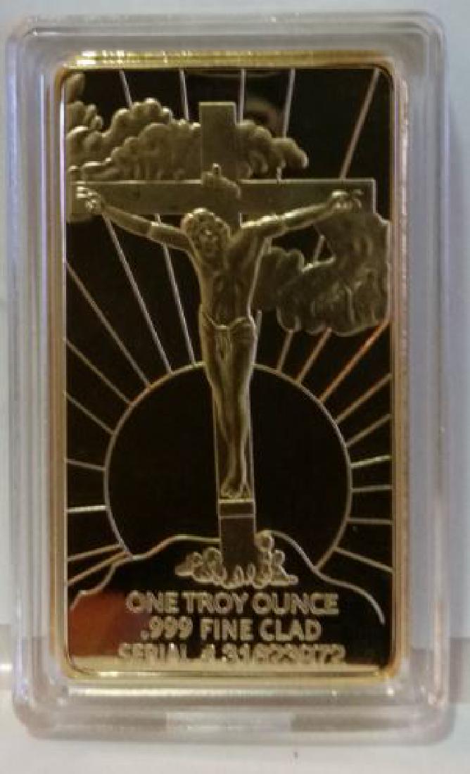 Gold Clad Bar Last Supper: Gold Clad Bar Last Supper Gold Clad Bar Gold Clad Bar Beautiful Gold Clad bar with the Last Supper on one side and Jesus on the Cross on the other side Please note that this lot has a confidential res