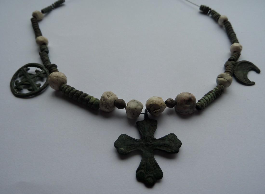 Early Medieval Viking Necklace 3 Bronze Pendants Beads: Item: Early Medieval Viking necklace with 3 bronze pendants and beads Origin: From a private Latvian collection Date: 10th-12th century AD Materials: Bronze, silver, stone Dimensions: Total lengt: 300
