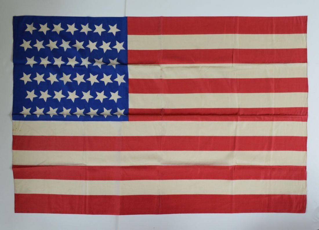 1896 Vintage 45 Star American Parade Flag Printed Silk (1 of 3)