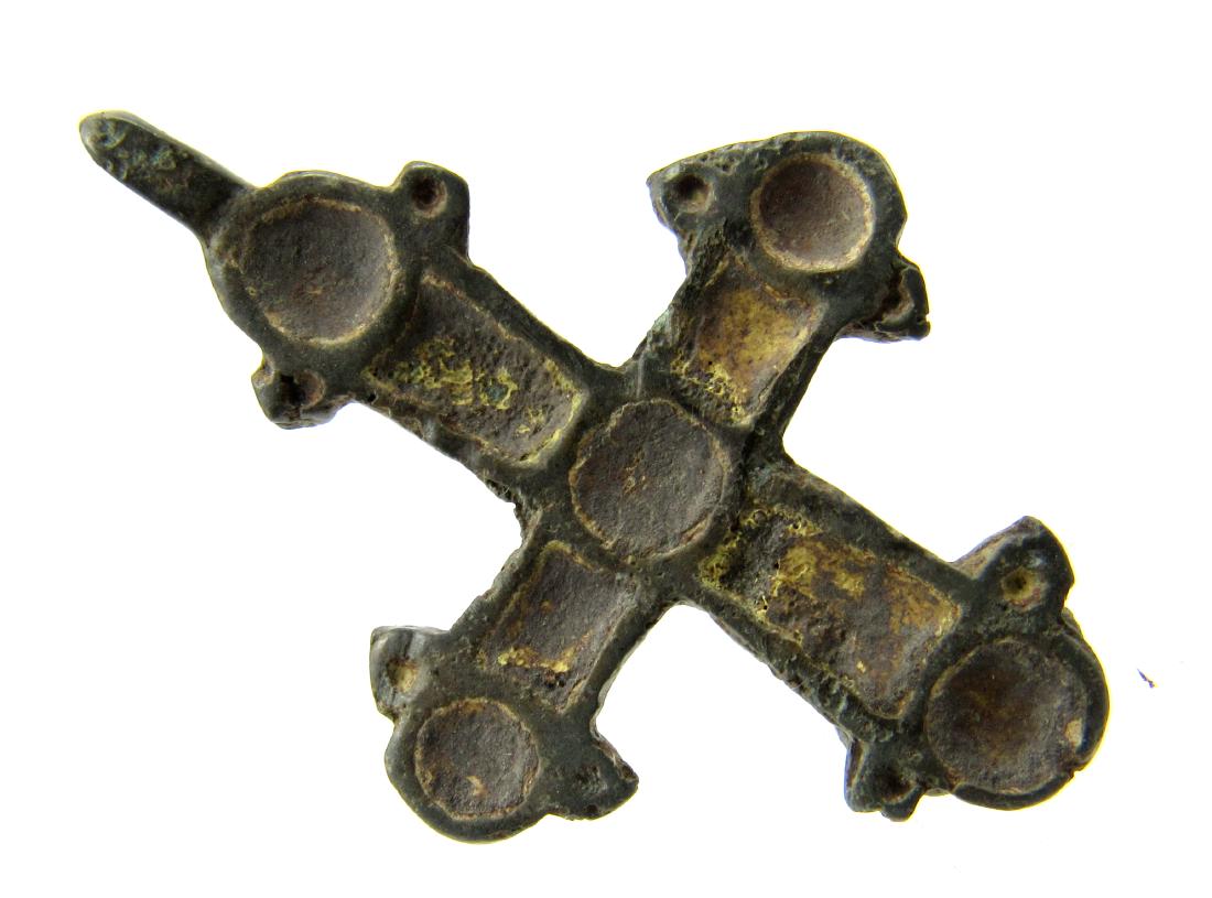 Medieval Viking Era Enameled Bronze Cross Pendant: Medieval Viking Era Enameled Bronze Cross Pendant Date: Circa 900 – 1100 AD Medieval Viking Era Enameled Bronze Cross Pendant. Professionally cleaned and polished to show original details. This item