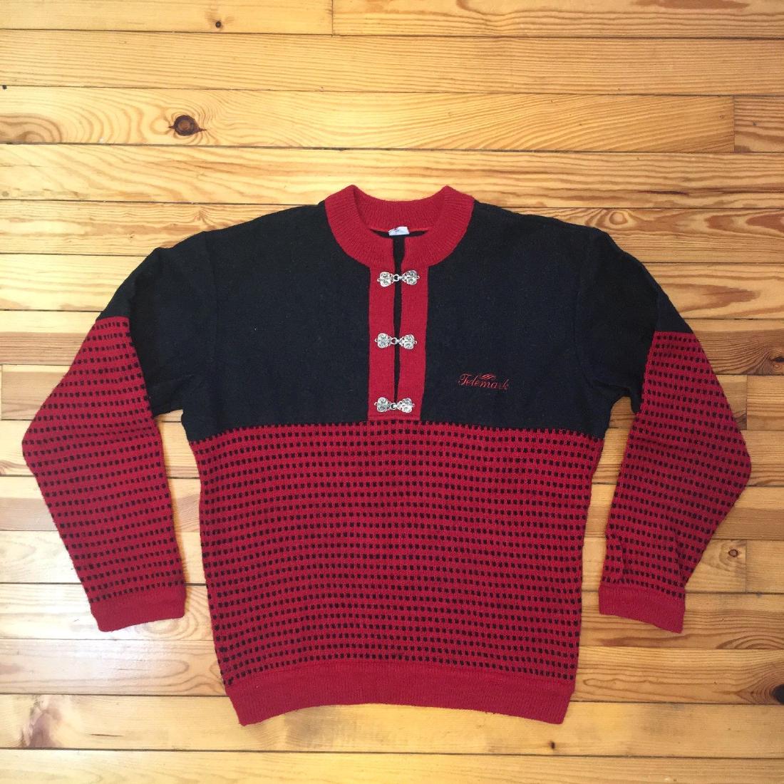 Men’s Norwegian Scandinavian Nordic Telemark Wool: Men’s Norwegian Scandinavian Nordic Telemark Wool Sweater Size XXL (2XL) Period: Modern Materials: 100% Wool Size: XXL (2XL) ARMPIT TO ARMPIT 26,5 inches LENGTH 28 inches Please note that this lot h