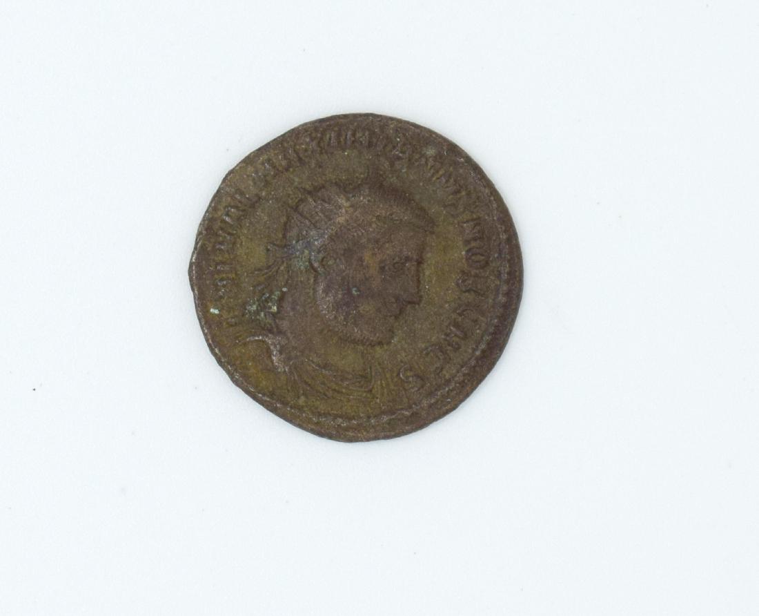 Roman bronze coin Diocletian AD284-305 (1 of 6)