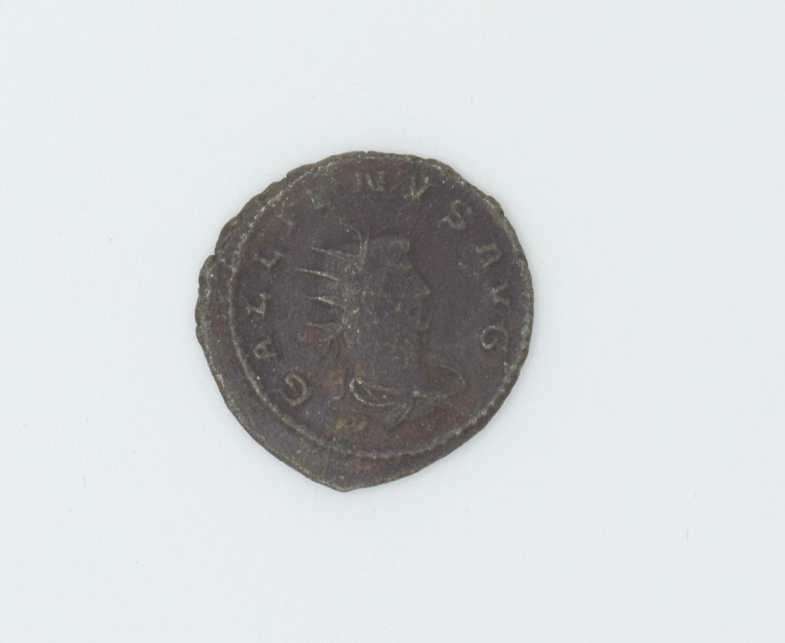 Roman bronze coin Antoninianus (1 of 2)