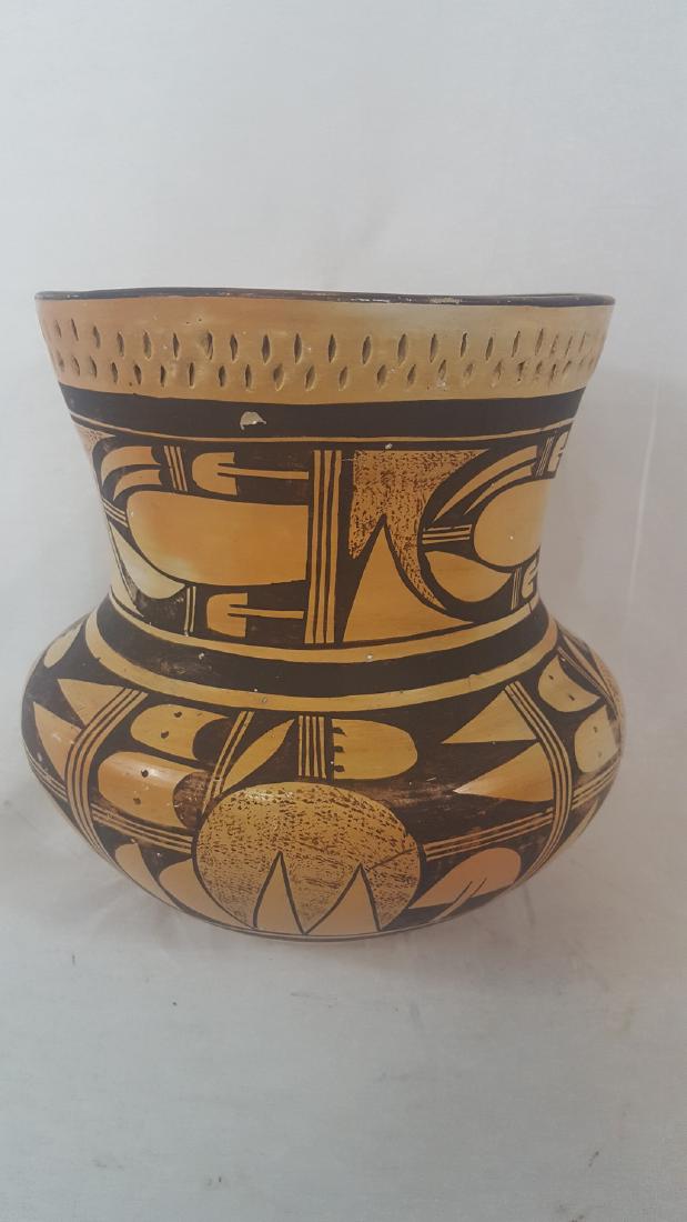 Large ornate Hopi vase ca 1930's (1 of 3)