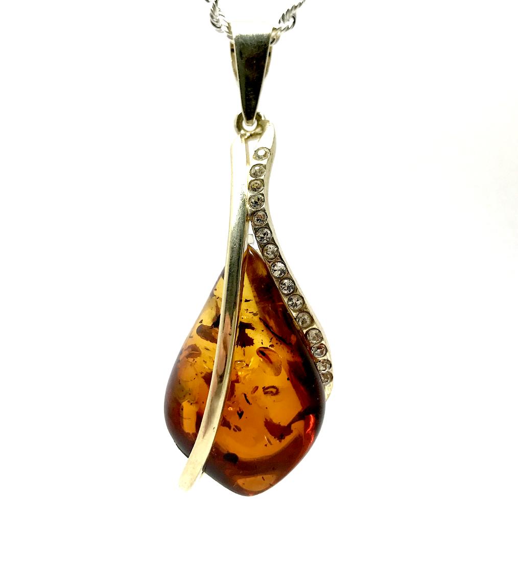 Vintage sterling silver pendant with Baltic amber and (1 of 9)