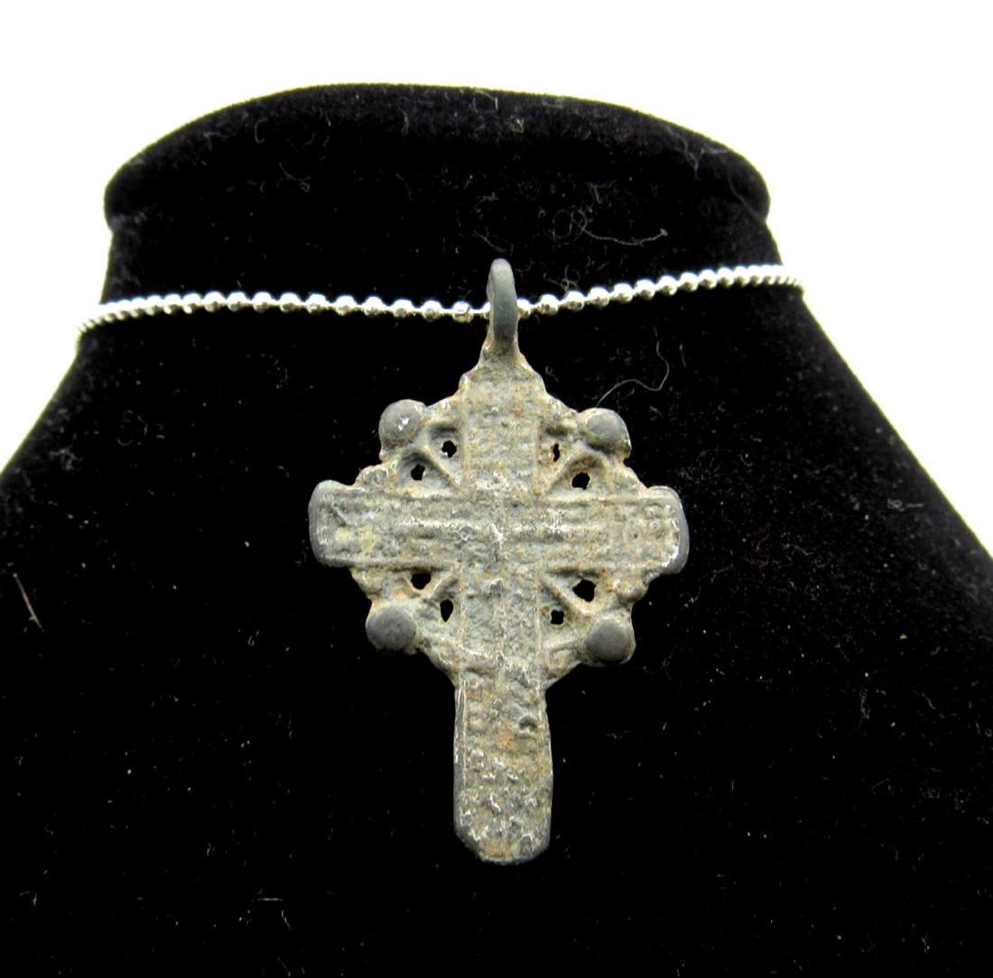 Late Medieval Silvered Bronze Radiate Cross Pendant (1 of 2)