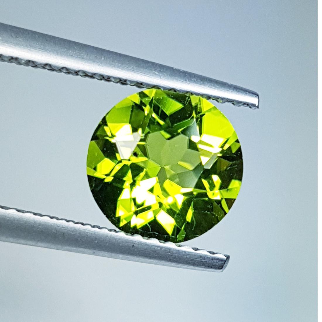 Peridot - 1.98 ct (1 of 4)
