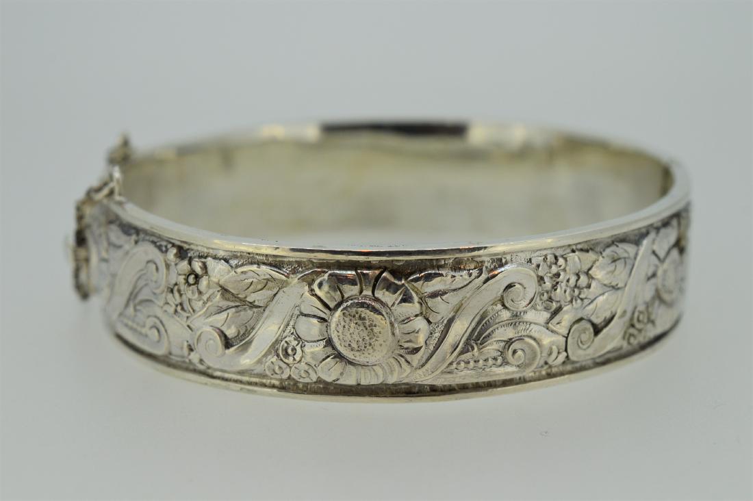 Ornate Well Crafted 8" Sterling Silver Cuff Bracelet (1 of 3)