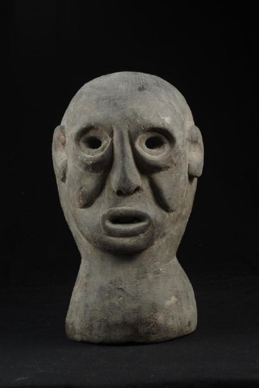 Wide Selfstanding Mask Timor Indonesia (1 of 10)