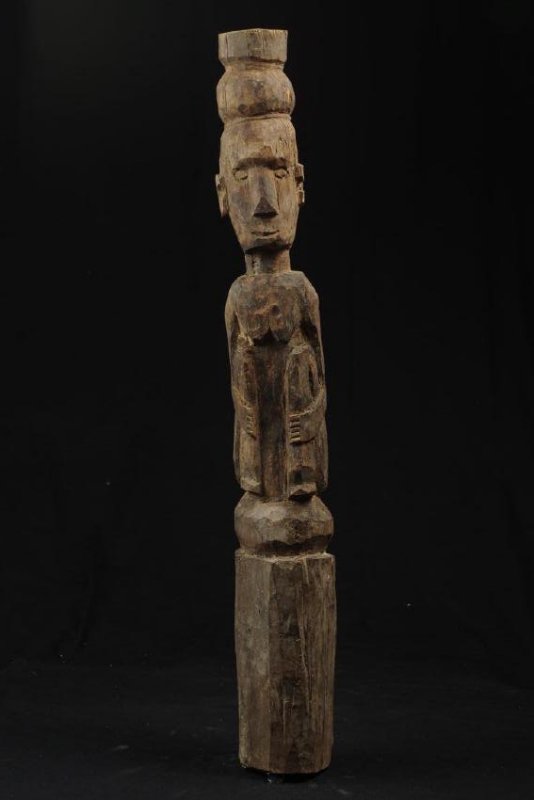 Figure Ancestor Fetal Position Atoni Tribe Timor (1 of 10)