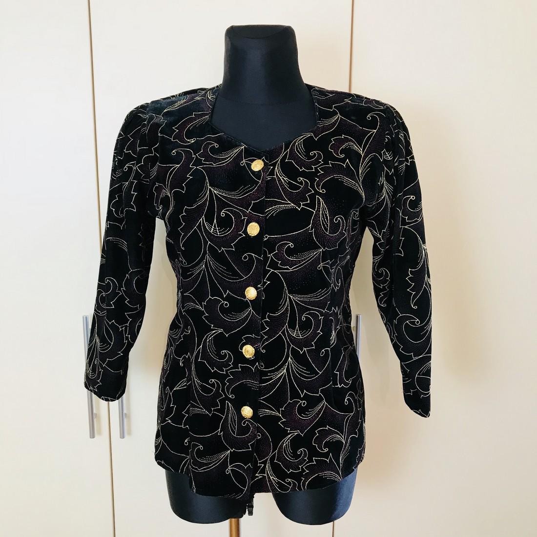 Vintage Women's Velvet Jacket Size US 16 (1 of 5)
