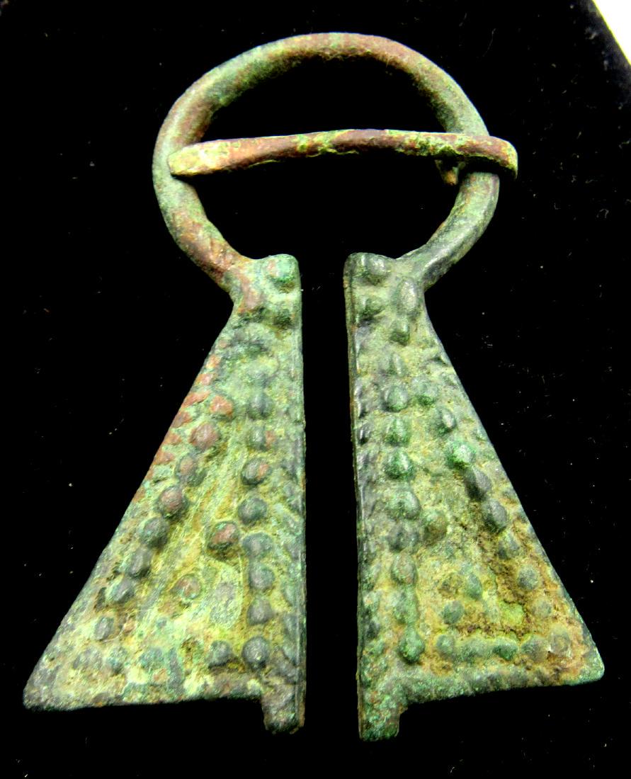 Medieval Viking Bronze Penannular Brooch (1 of 2)