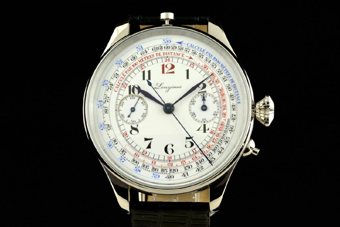 Longines Chronographe: Title: Longines Chronographe Metal Purity: stainless steel Case Size: 52mm Bracelet Length: 22mm Movement Type: manual Case : Professionally re-cased by a renowned watchmaker. Custom made stainless st