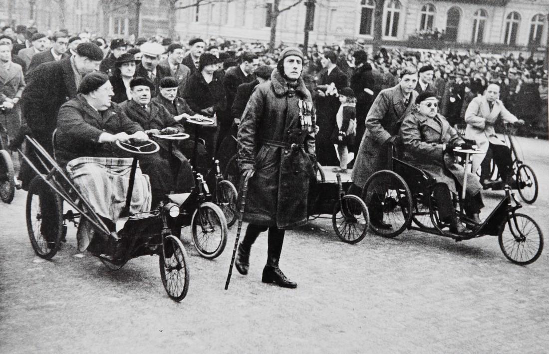 ROBERT CAPA - Paris, World war one veterans parades: Artist: Robert Capa Title: Paris,1936. World war one veterans parades Date Printed: 1979 Medium: Photogravure Printer Location: Printed in Italy in 1979 Size: 33x22 cm - 13.2x 8 inch Mount Size: 30x40