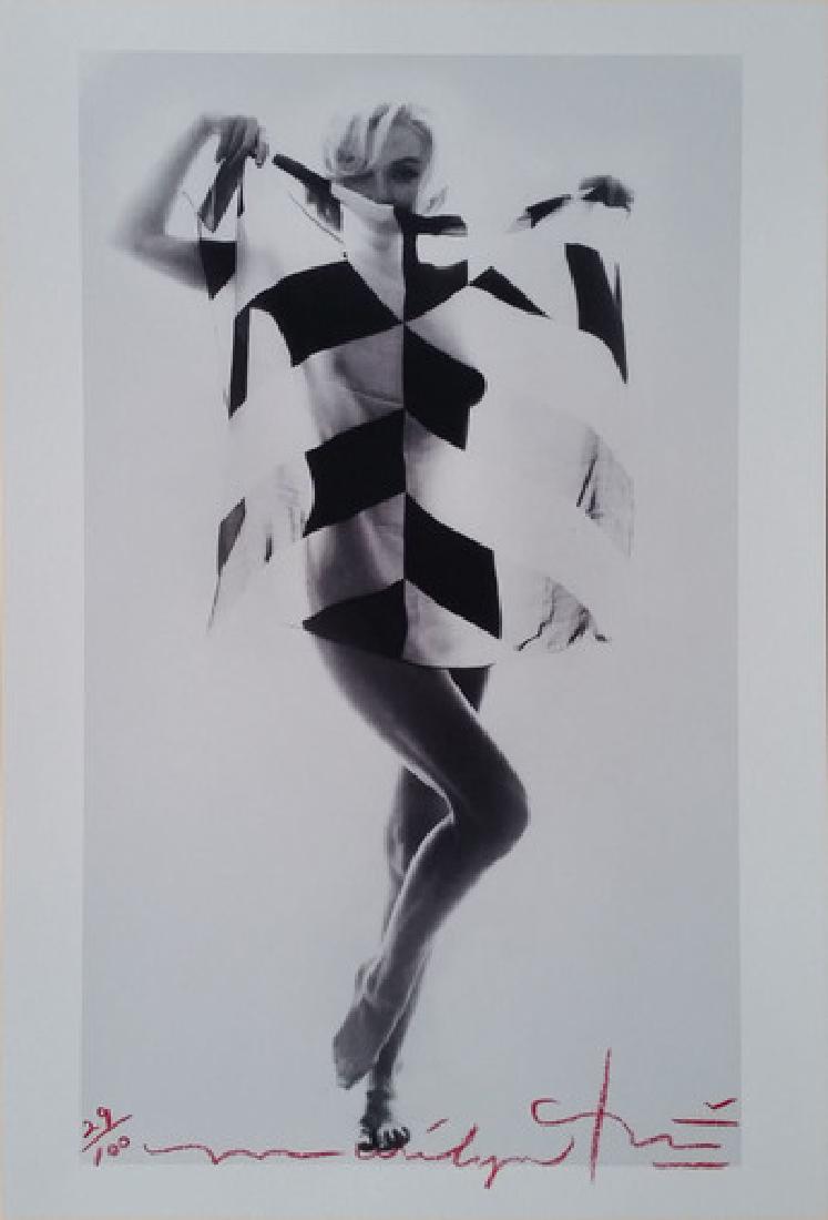 Bert Stern - Marilyn in black white scarf (1 of 5)