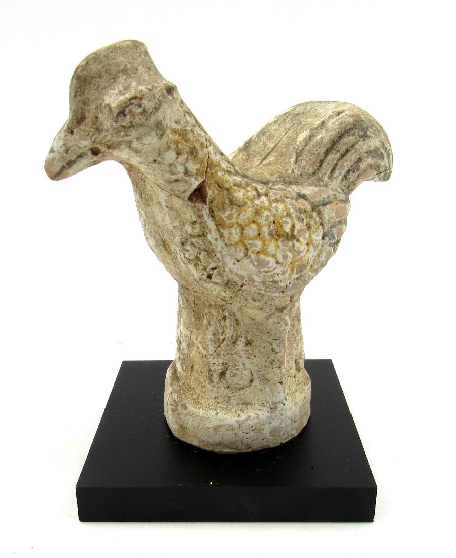 Ancient Chinese Ming Dynasty Astrological Rooster: Item: Ancient Chinese Ming Dynasty Astrological Rooster Date: Circa 1368–1644ad Material: Porcelain Dimensions: 112x105mm; 221grams Rare Ancient Chinese Ming Dynasty Astrological Rooster. The item c