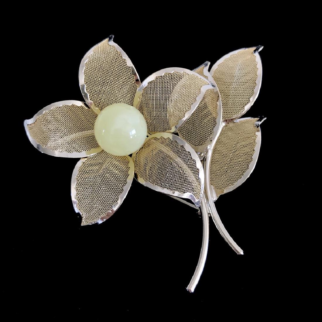 Vintage style gold-plated brooch 57x56mm with Baltic (1 of 8)