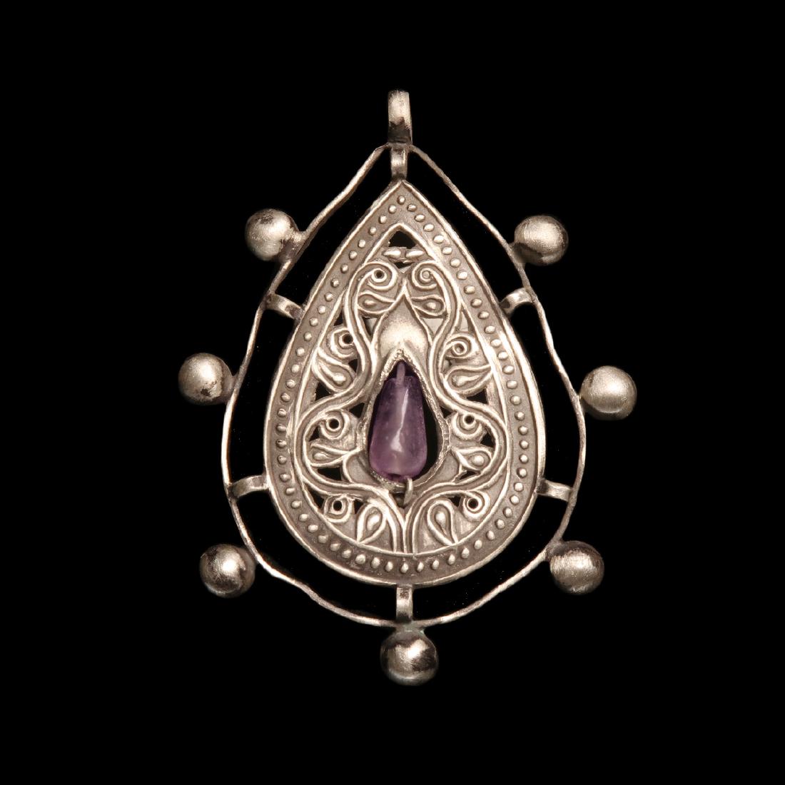 Roman Amethyst and Silver Pendant, c. 2nd -3rd Century (1 of 3)