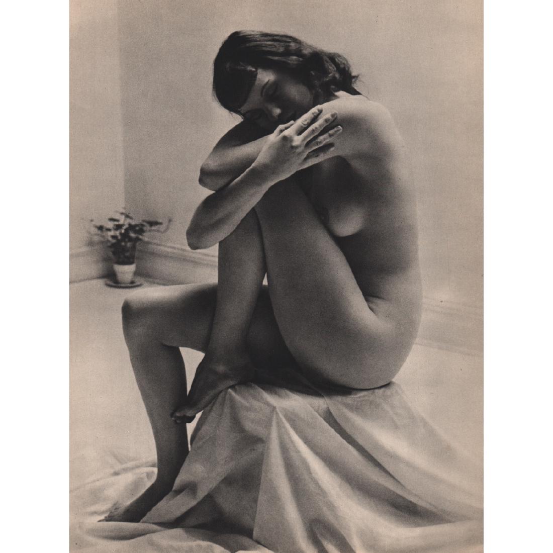ANDRE DE DIENES - Nude: Artist: ANDRE DE DIENES Print Title: Nude Medium: Sheet-fed Gravure Printing Date: 1950s Printed in France Image size approx. 8.25 x 10.5 inches Andre De Dienes (1913-1985) was a Hungarian photographe