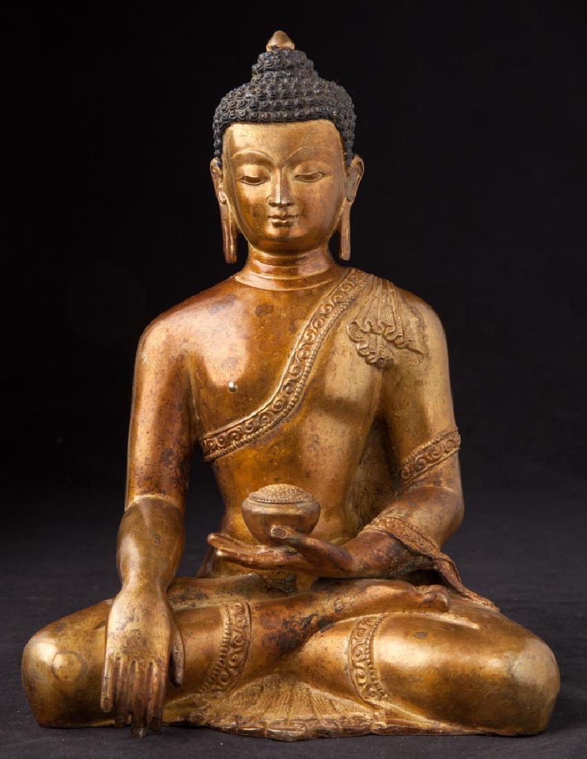 Antique Nepali Buddha statue (1 of 16)