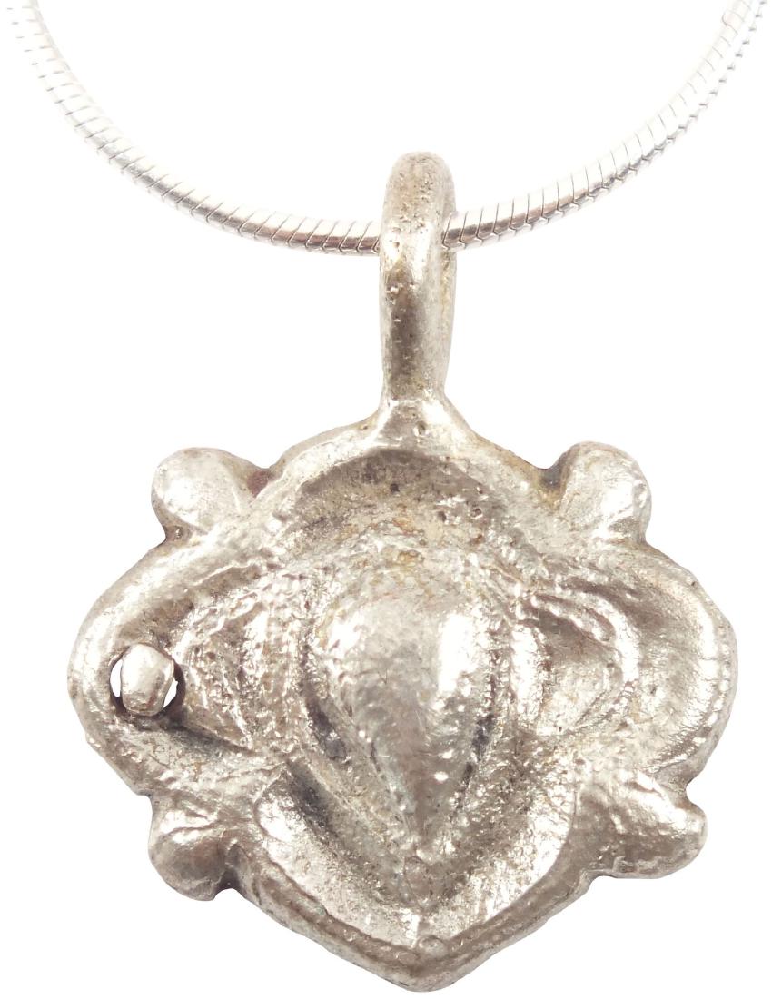 VIKING HEART PENDANT C.850-1050 AD (1 of 3)