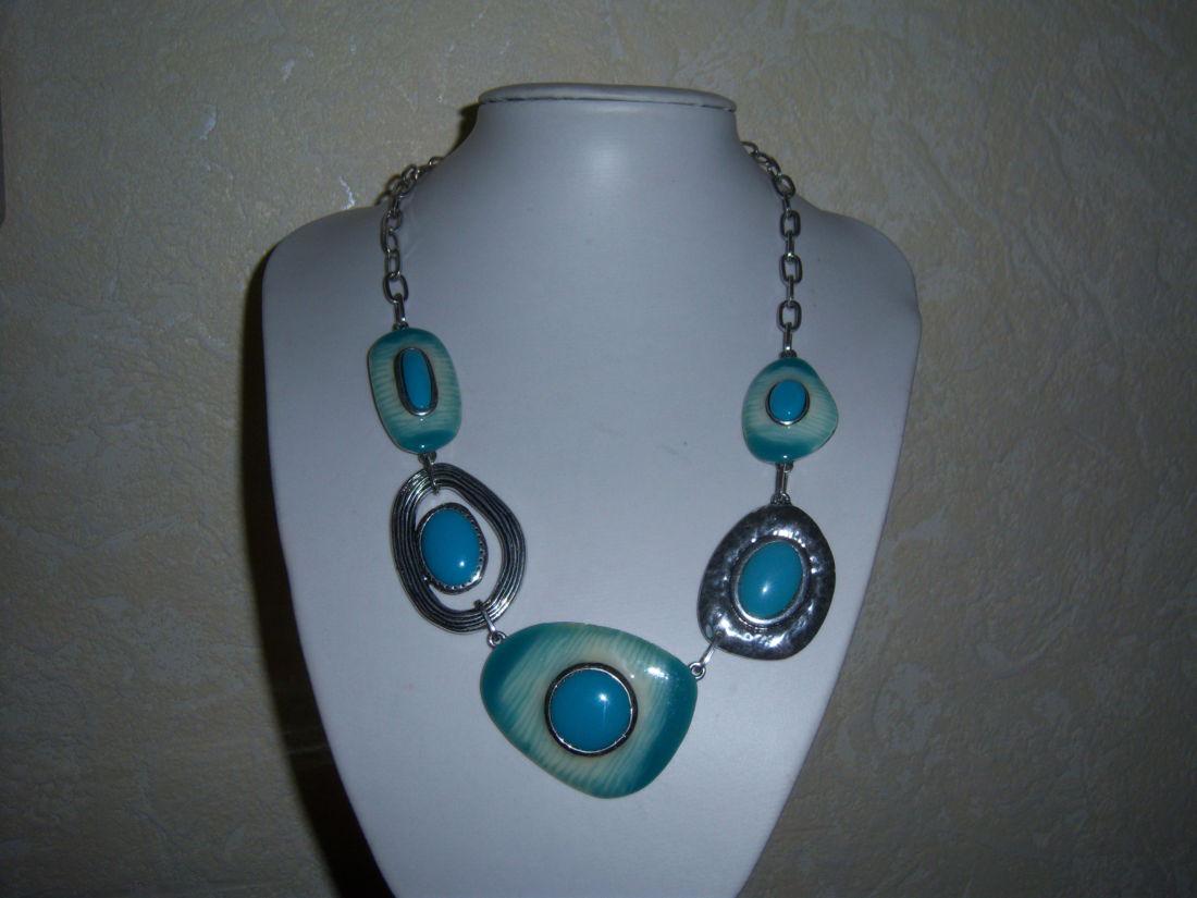 Vintage Natural Turquoise Necklace And Silver (1 of 4)