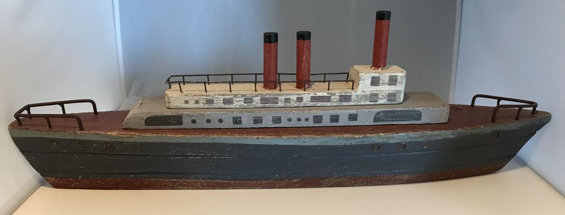 Folk Art Boat Wood Carving (1 of 2)