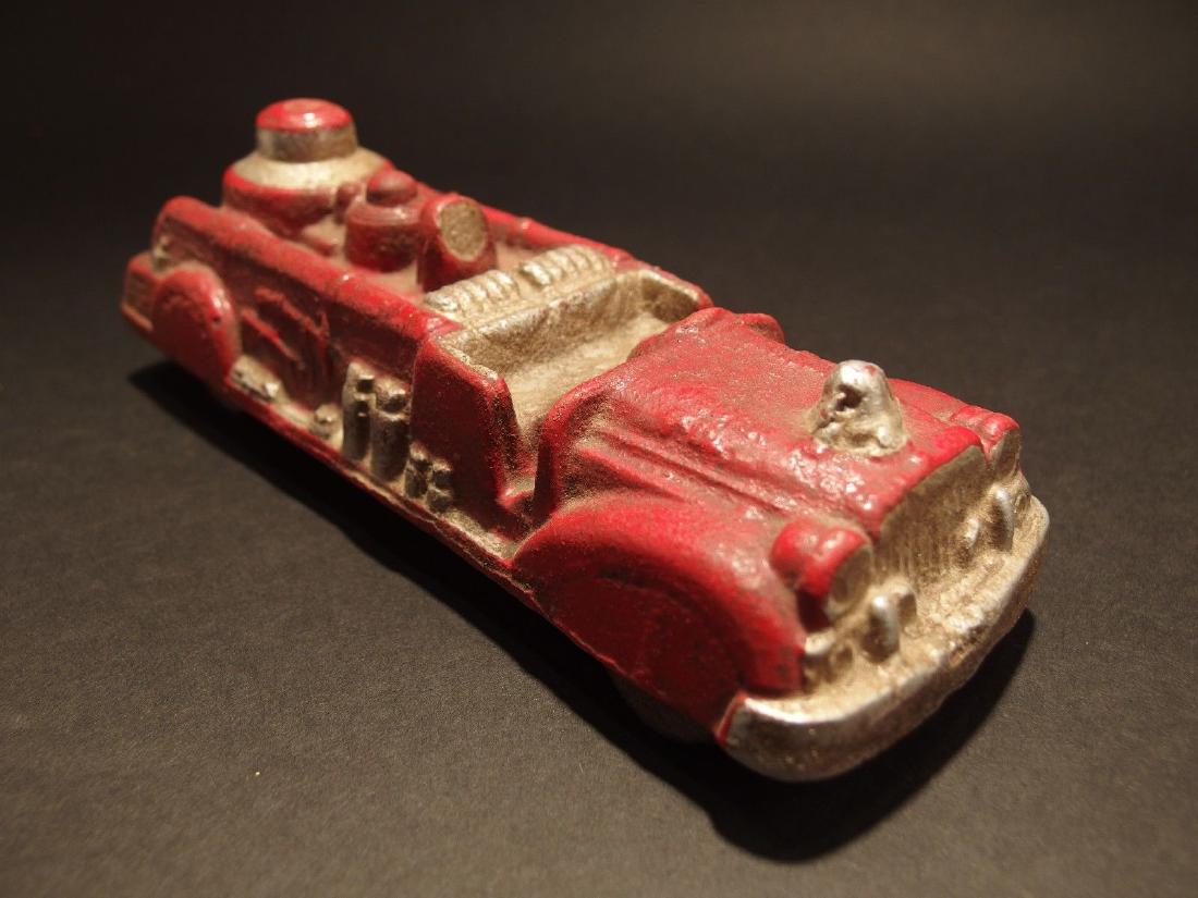 Cast Iron Fire Fighter Toy Truck Car (1 of 7)