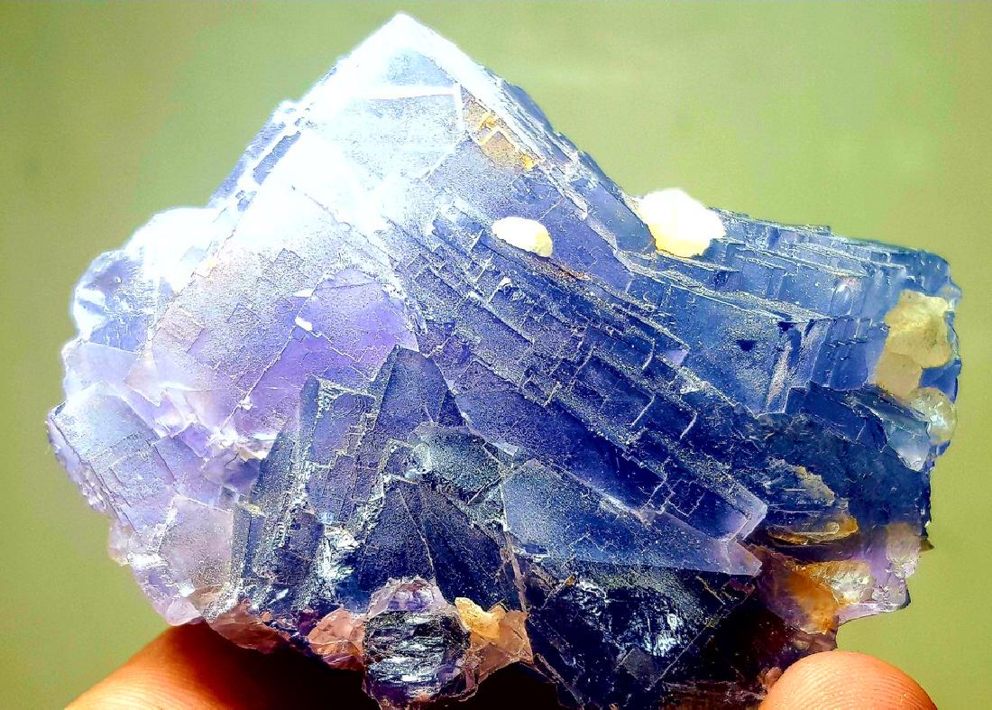 124.2 GRAMS NATURAL FLOURITE SPECIMEN FROM BALUCHISTAN (1 of 2)