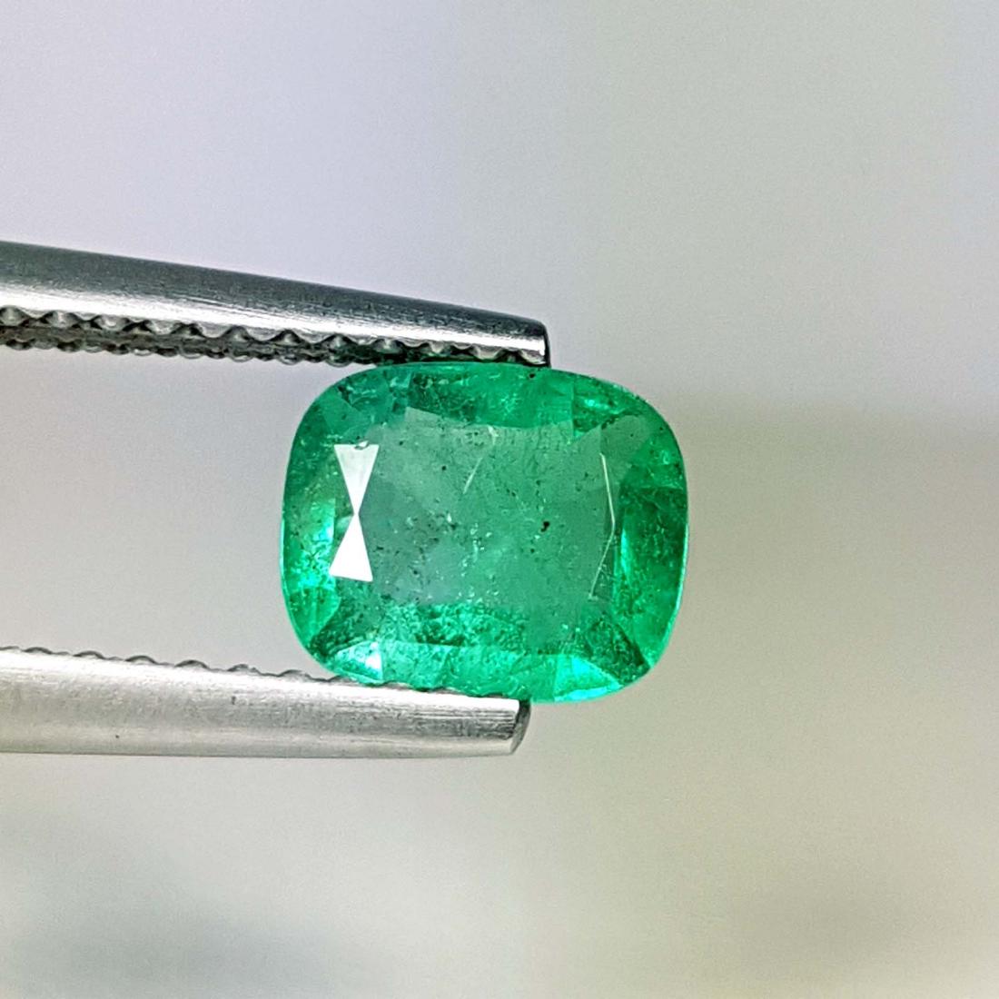 Beautiful Natural Emerald - 0.81 ct (1 of 4)