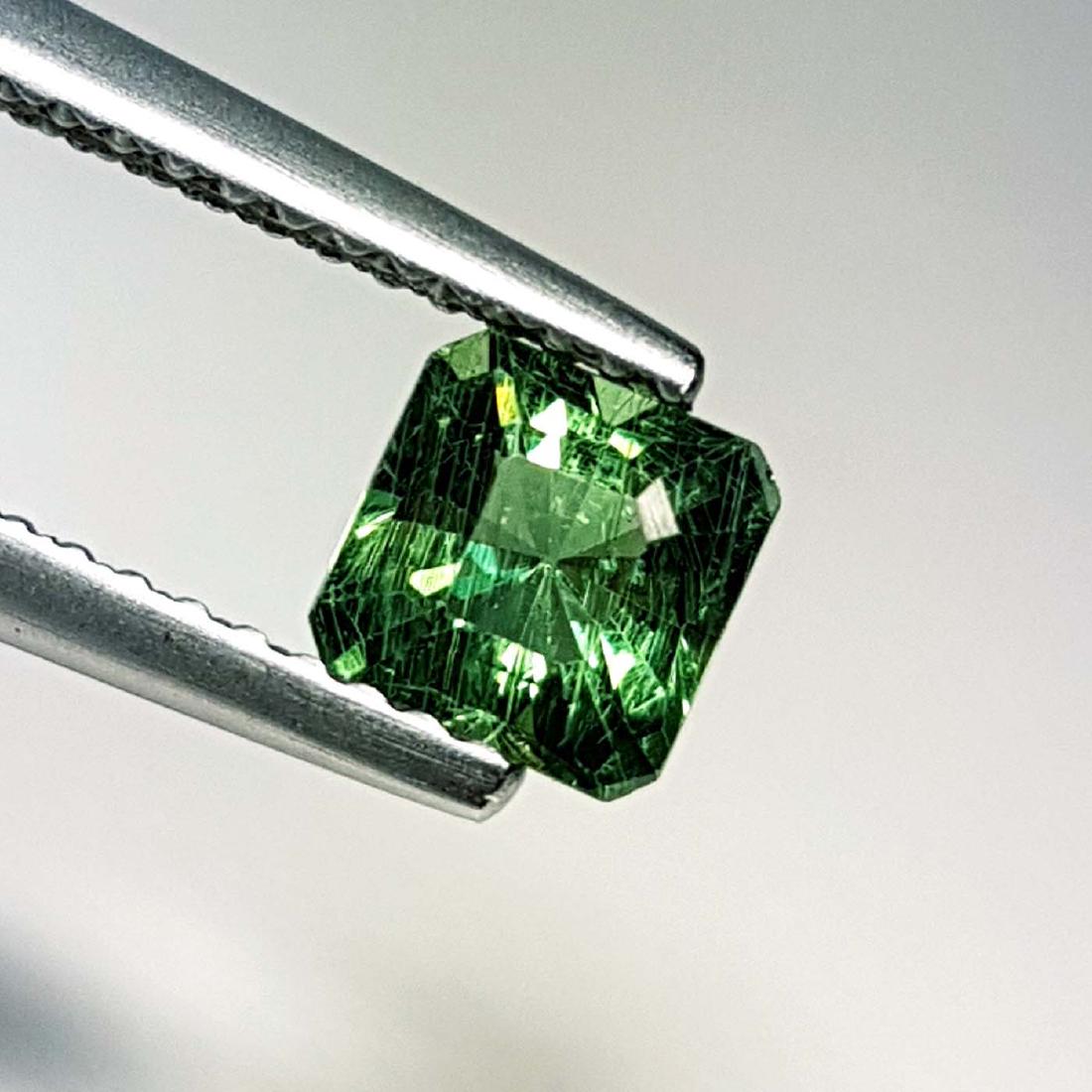 Stunning Luster Natural Green Apatite - 0.75 ct (1 of 4)