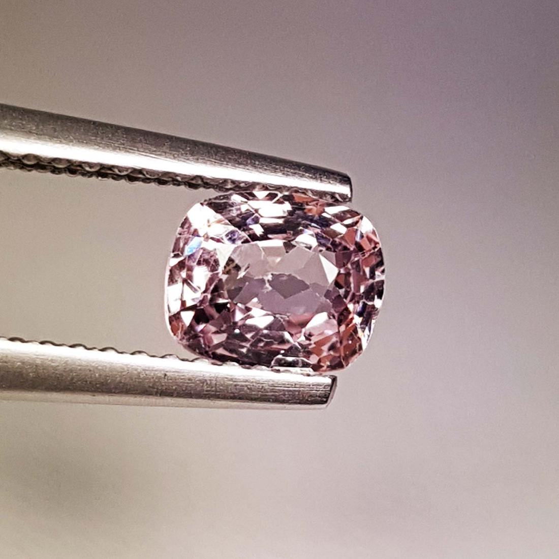 Natural Spinel - 0.86 ct (1 of 4)