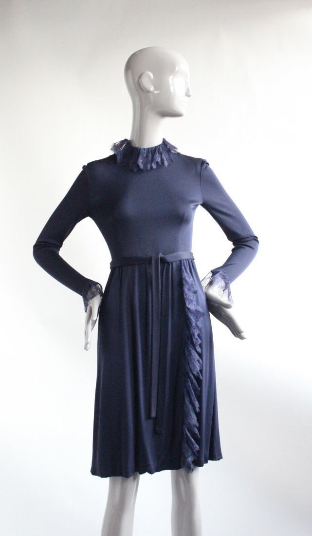 Malcolm Starr by Rizkallah Silk Jersey Dress, ca.1970's: Malcolm Starr by Rizkallah Silk Jersey Dress, ca.1970's USA ca.1970's s Please note that this lot has a confidential reserve. When you leave a bid in advance of the auction, submit your maximum. The b