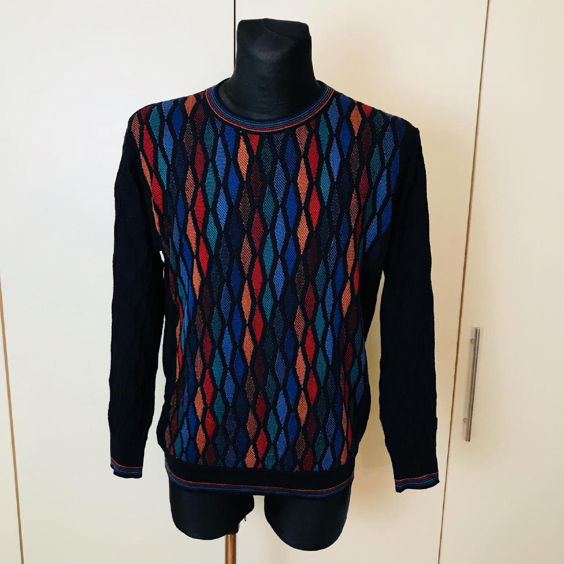 Vintage Men's CARLO COLUCCI Italian Designer Sweater: Vintage Men's CARLO COLUCCI Italian Designer Sweater Size L Vintage Wool / Polyacryl L Armpit to Armpit: 22.5 in. Sleeve from shoulder seam: 24.5 in. Please note that this lot has a confidential reser