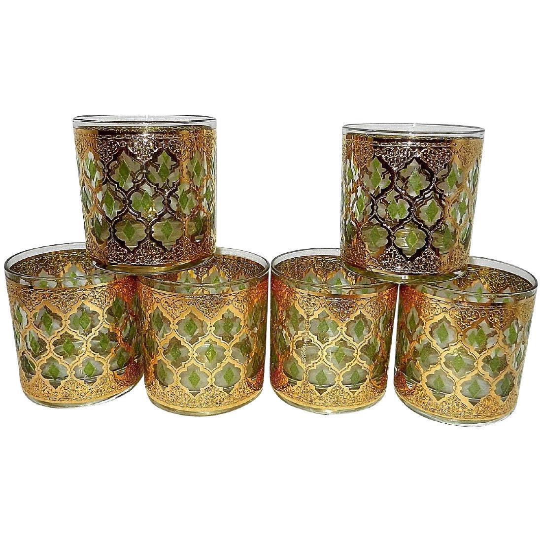 Vintage Mid Century Culver Valencia Old Fashion: This is a gorgeous vintage set of 6 Culver Valencia old fashioned glasses (I have 2 identical set of these) . The glasses have a beautiful 22K gold design with light green diamonds in the design. Near