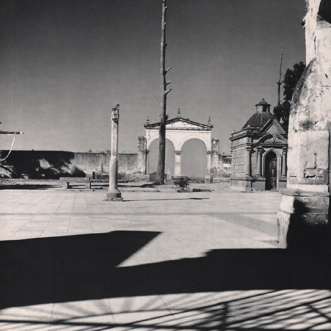 FRITZ HENLE - Los Remedios, 1943: Artist: FRITZ HENLE Print Title: Los Remedios, 1943 Medium: Sheet-fed Gravure Printing Date: 1970's Printed in Switzerland Image Size: 10.5 x 10.5 inches Fritz Henle (1909-1993) was a German-born phot