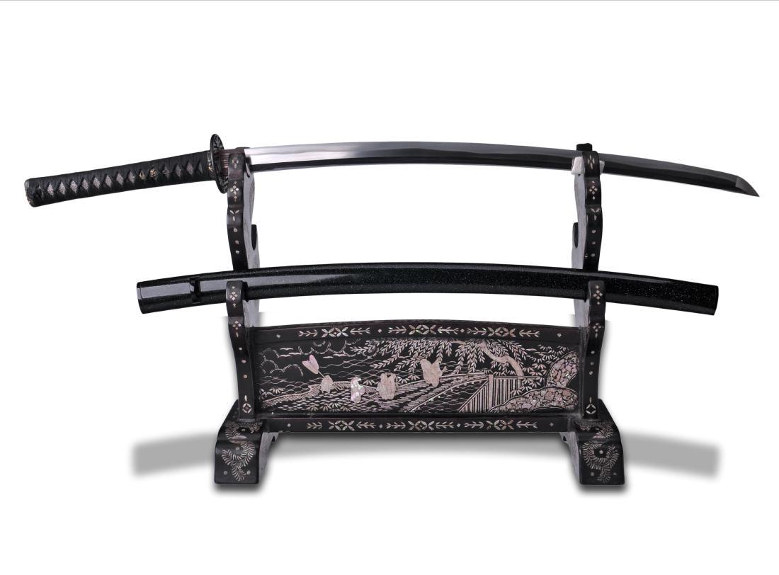 Japanese Shinto Katana Made in Edo Period (1 of 18)