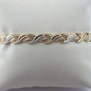 Ladie's Bracelet, 14 kt Yellow and White Gold: Item: Ladie's Bracelet, 14 kt Yellow and White Gold Materials: 14kt 585 GoldSize: 19cm Ladie's Bracelet, 14(585) kt Yellow and White Gold Length:19cm, Total Weight:6.27gr Ref:BL1 Please note that