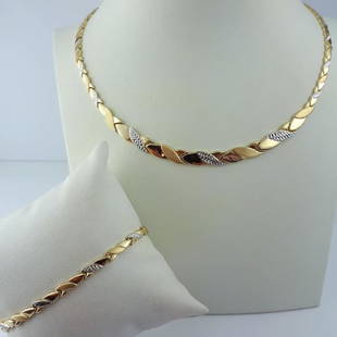 Necklace & Bracelet Set, 14 kt Yellow and White Gold: Item: Necklace & Bracelet Set, 14 kt Yellow and White GoldMaterials: goldSize: Necklace: 42cm, Bracelet: 19cm -Necklace & Bracelet Set, -14(585) kt Yellow and White Gold -Size:Necklace: 42cm,