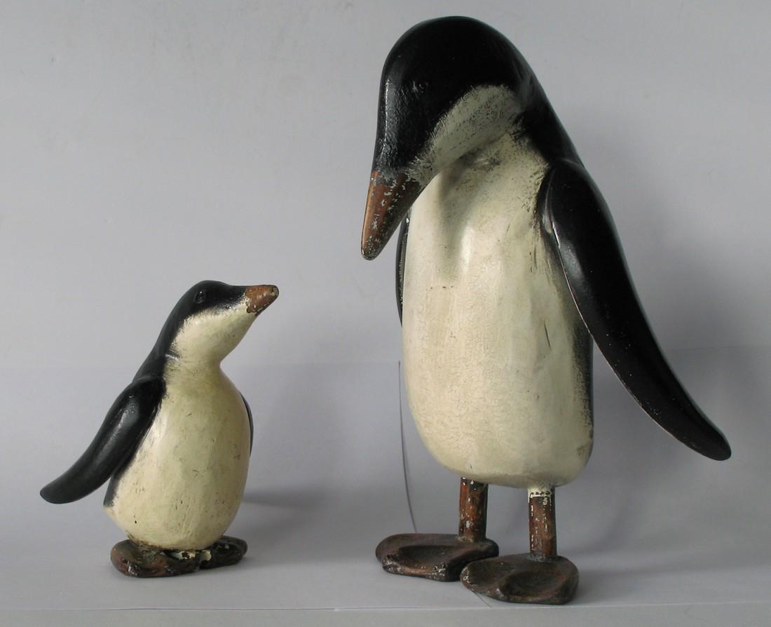 Pair of folk art wood penguins. (1 of 4)