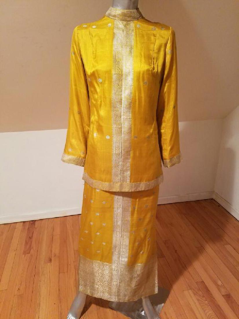 1960 Cheongsam ensembl gold embroidery pure silk (1 of 13)