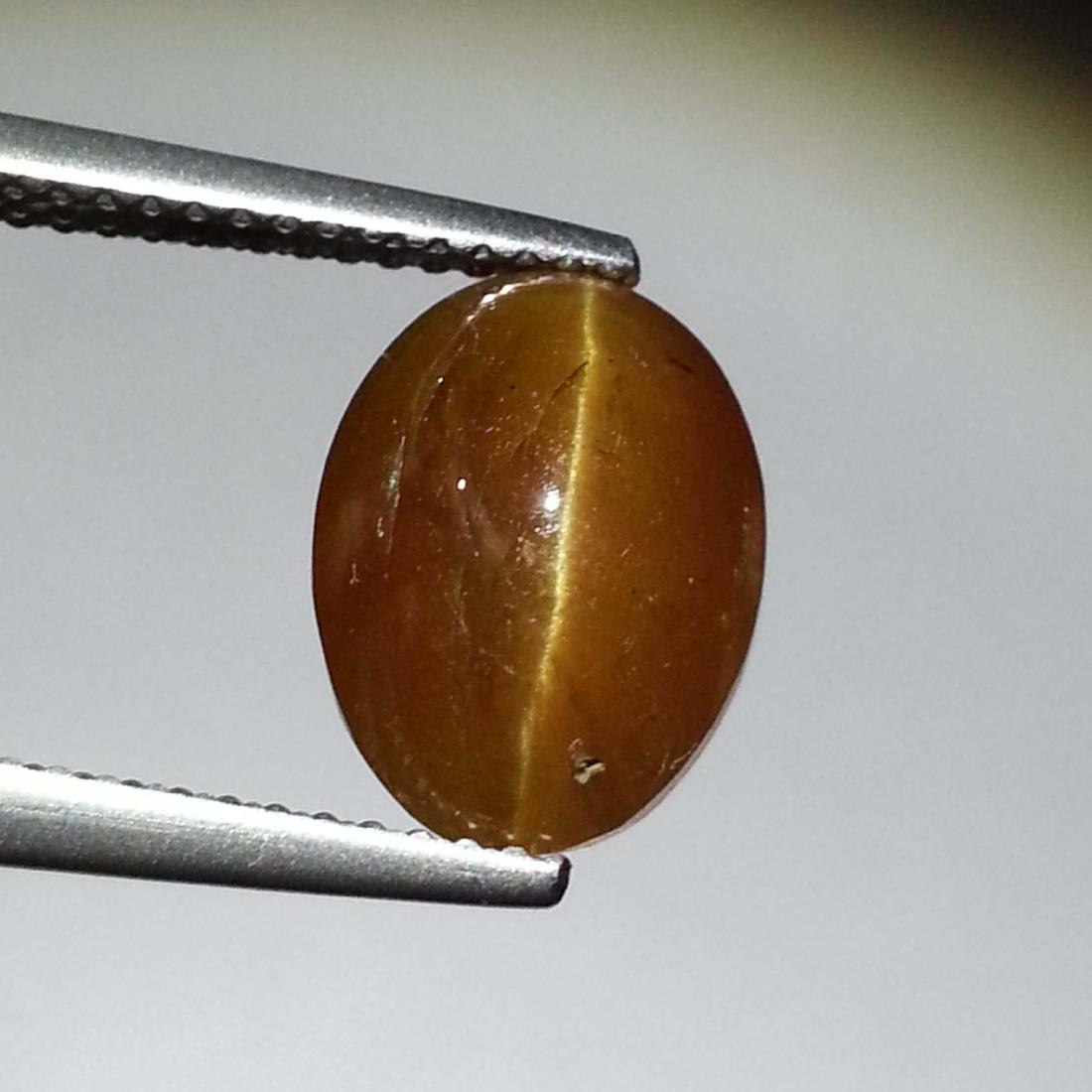 Excellent Apatite cat's Eye - 5.72 ct: Item: Excellent Apatite cat's Eye - 5.72 ct Color/Clarity: Semi -Transparent Loose gemstone Carat Weight: 5.72 Size (mm): 11.40 x 8.50 x 6.80 Oval - Africa No Reserve: This lot starts at $1 and has no