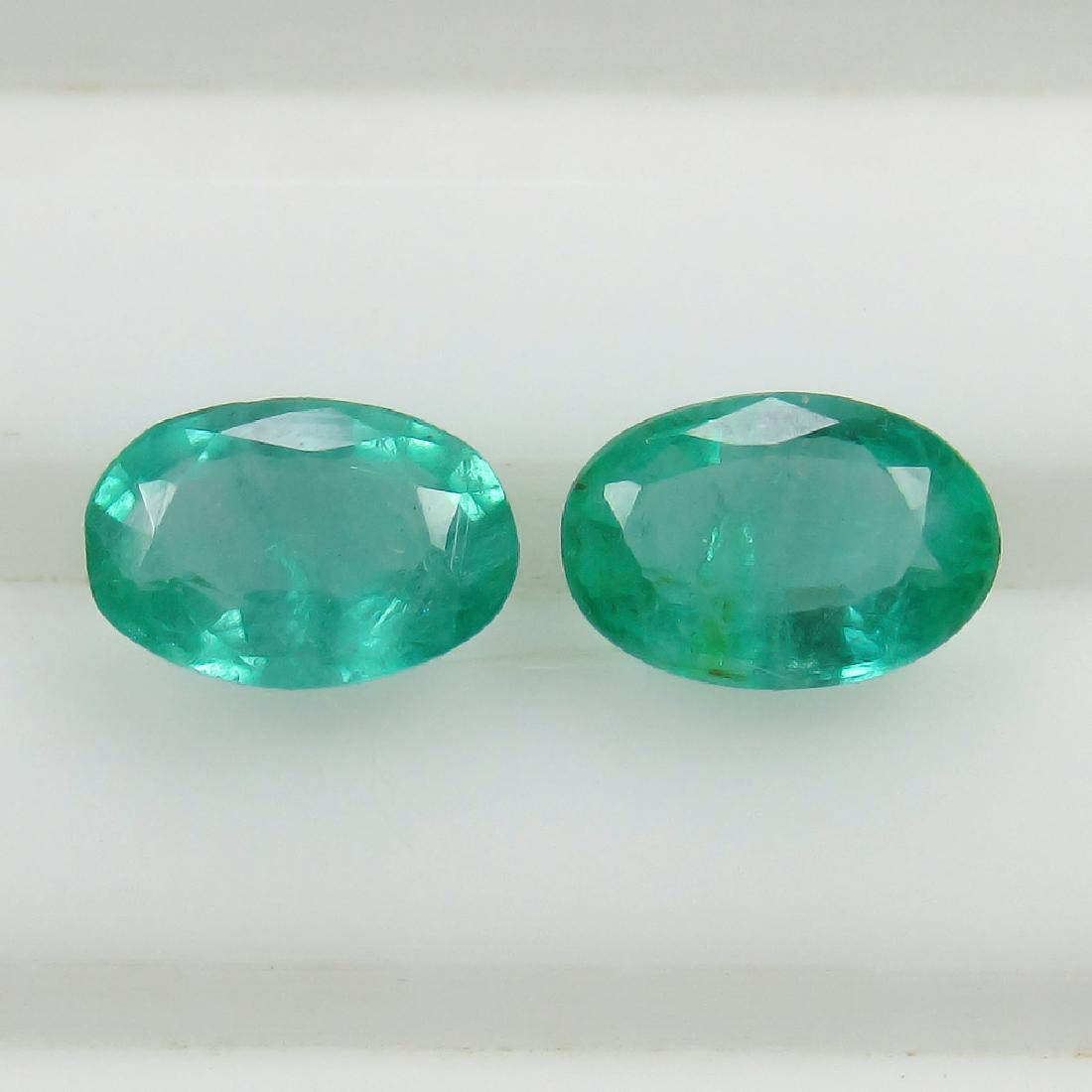 0.92 Ct Genuine Loose Zambian Emerald Oval cut Pair (1 of 2)