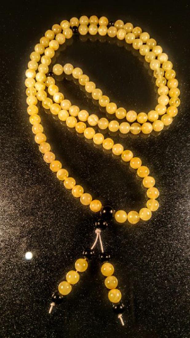 Egg yolk- white colour 100% genuine Baltic Amber Japa (1 of 10)