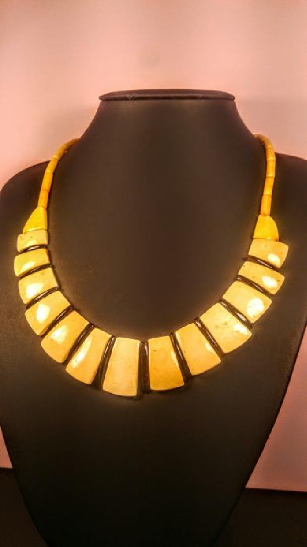 100% Genuine Vintage Genuine Egg yolk- White rare (1 of 10)