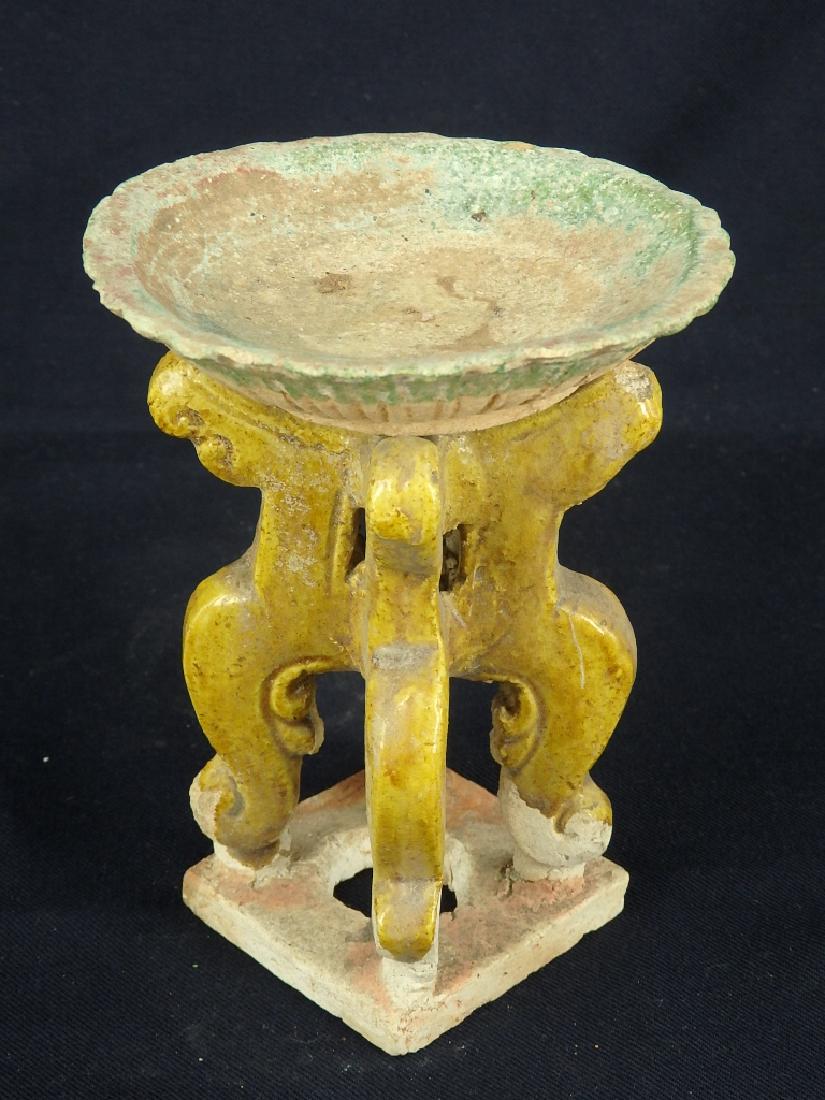 Antique oil lamp with stand, Ming Dynasty (1 of 8)