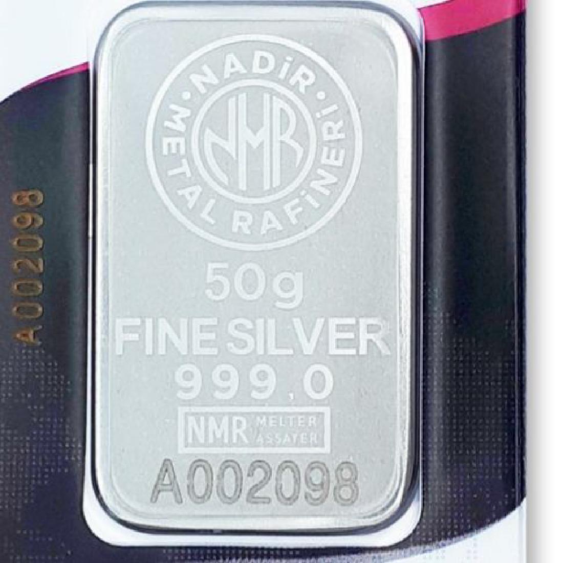 50 gr. - 999/1000 - Minted/ Sealed Silver bar: 50 gr. - 999/1000 - Minted/ Sealed Silver bar 50g 999 Fine Silver Bullion Bar -999/1000 Silver, -Sealed & Certificate -Manufacturer:Nadir Gold Refinery -Will be shipped by registered post with trackin