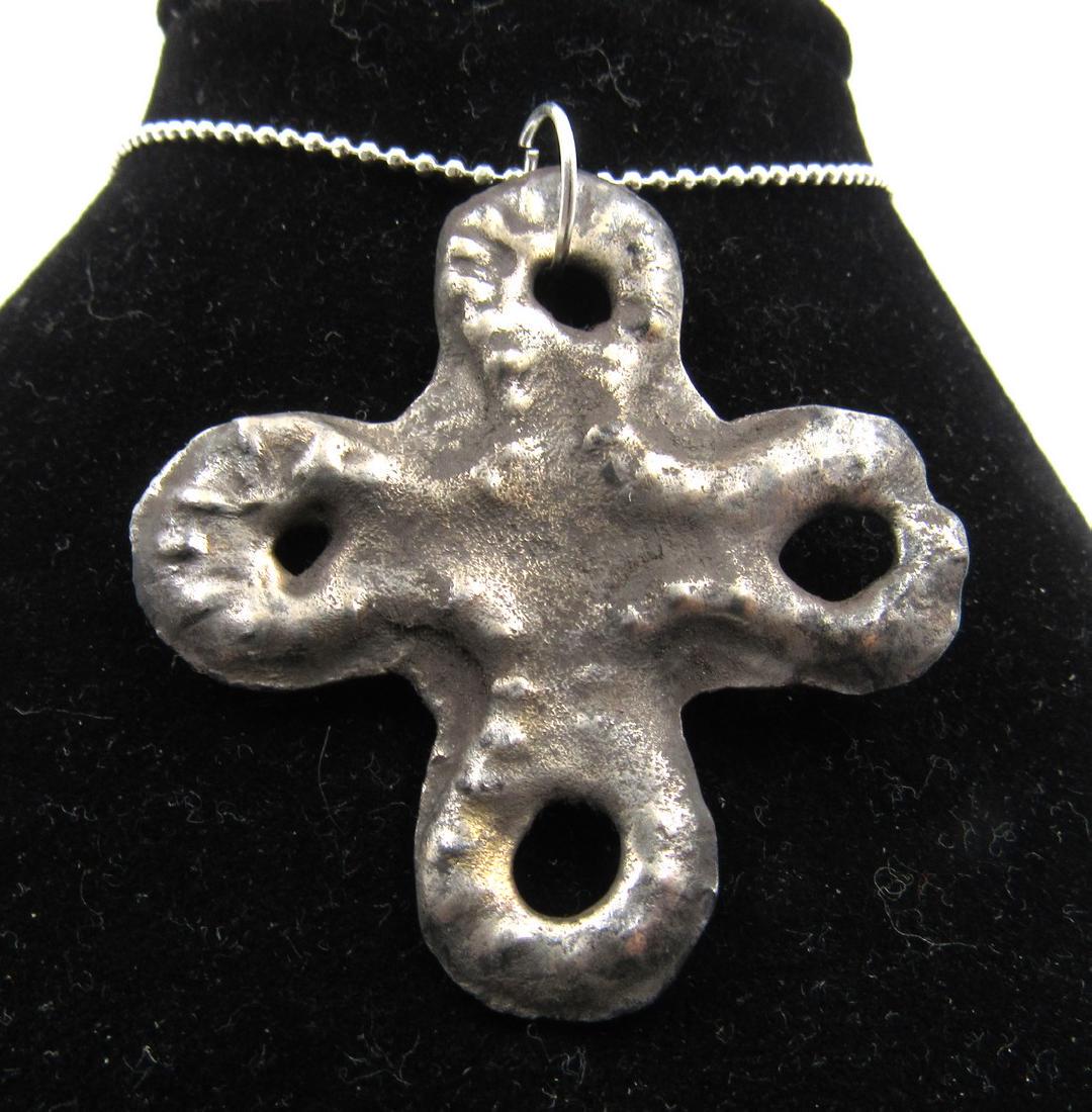 Medieval Viking Era Bronze Open-Work Cross Pendant (1 of 2)